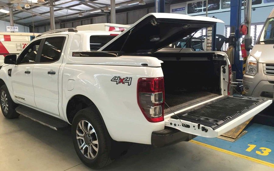 Từ 22/10, lệ phí đăng ký và cấp biển số xe bán tải 20 triệu đồng/lần/xe ở 2 thành phố